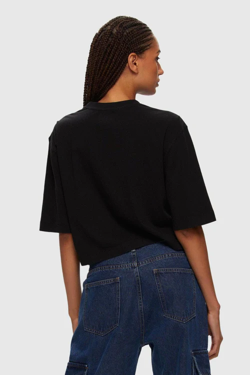 KUWALLA - WOMEN'S PERFECT BOX TEE