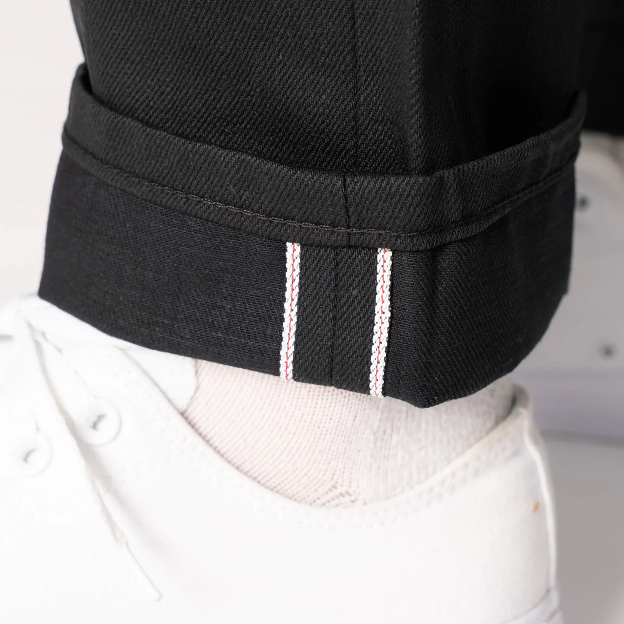 NAKED AND FAMOUS - FOREVER BLACK SELVEDGE - WEIRD GUY