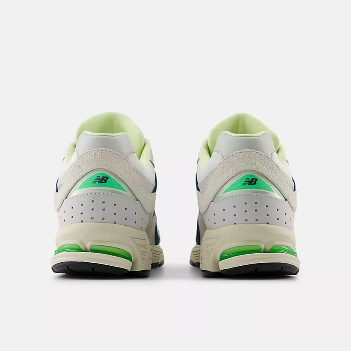 NEW BALANCE - 2002R