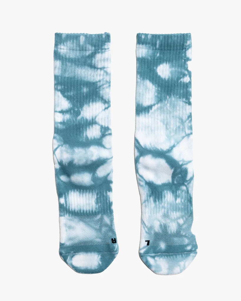 RAISED BY WOLVES - FUCK OFF CREW SOCKS