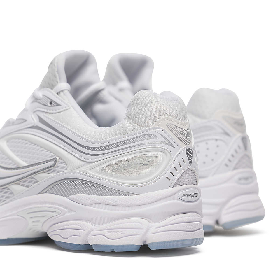 SAUCONY - PROGRID OMNI 9 SOCKTOP