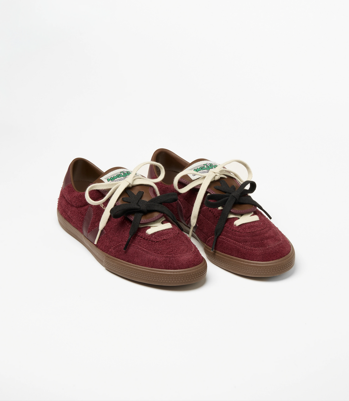 VEJA X MAGLIANO - PANENKA SUEDE
