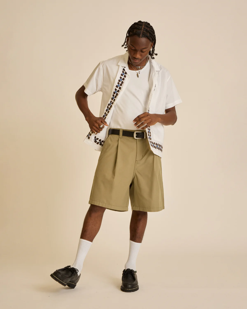 OBEY - OLIVER SHORT