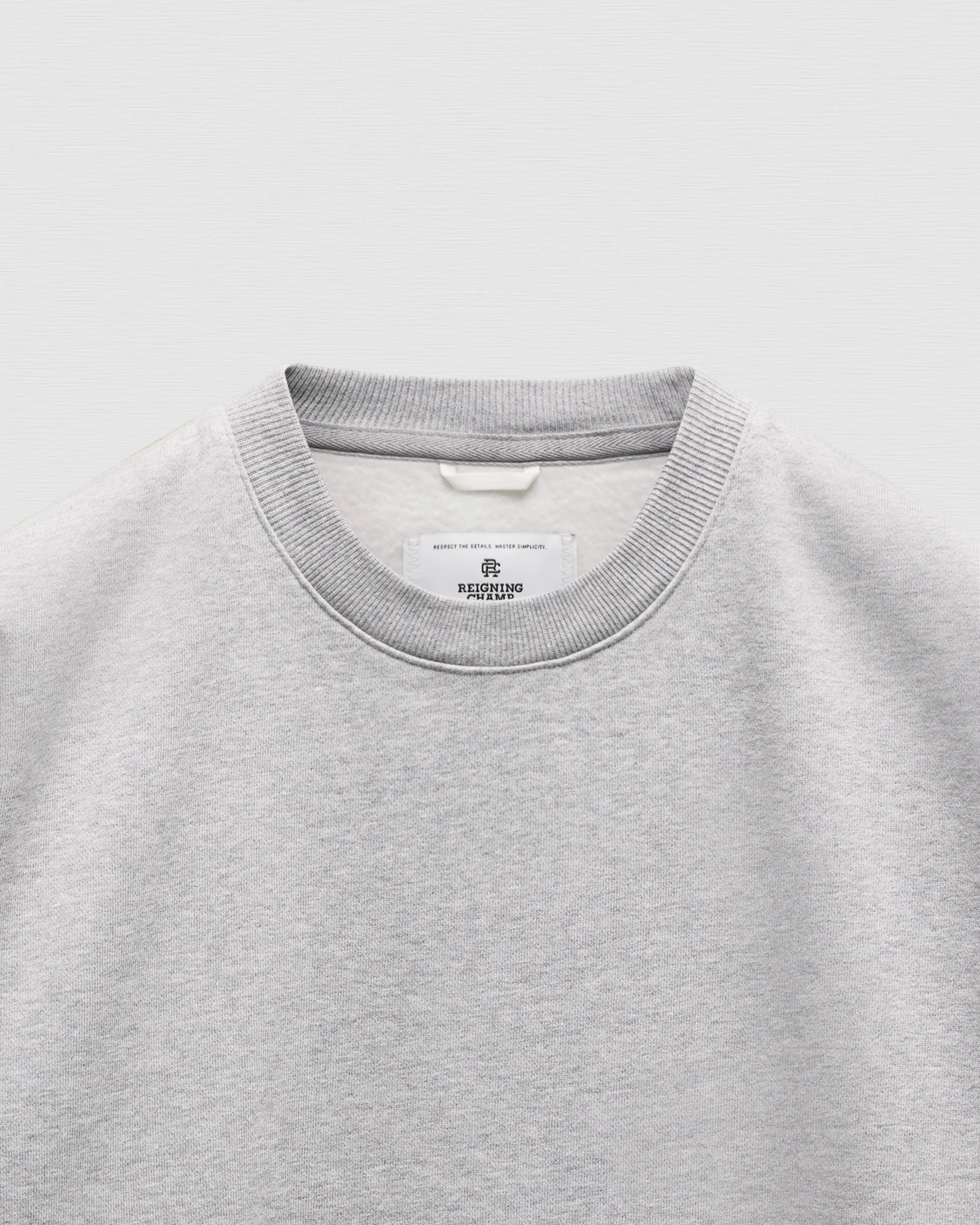 REIGNING CHAMP - BRUSHED FLEECE 97' RELAXED CREWNECK