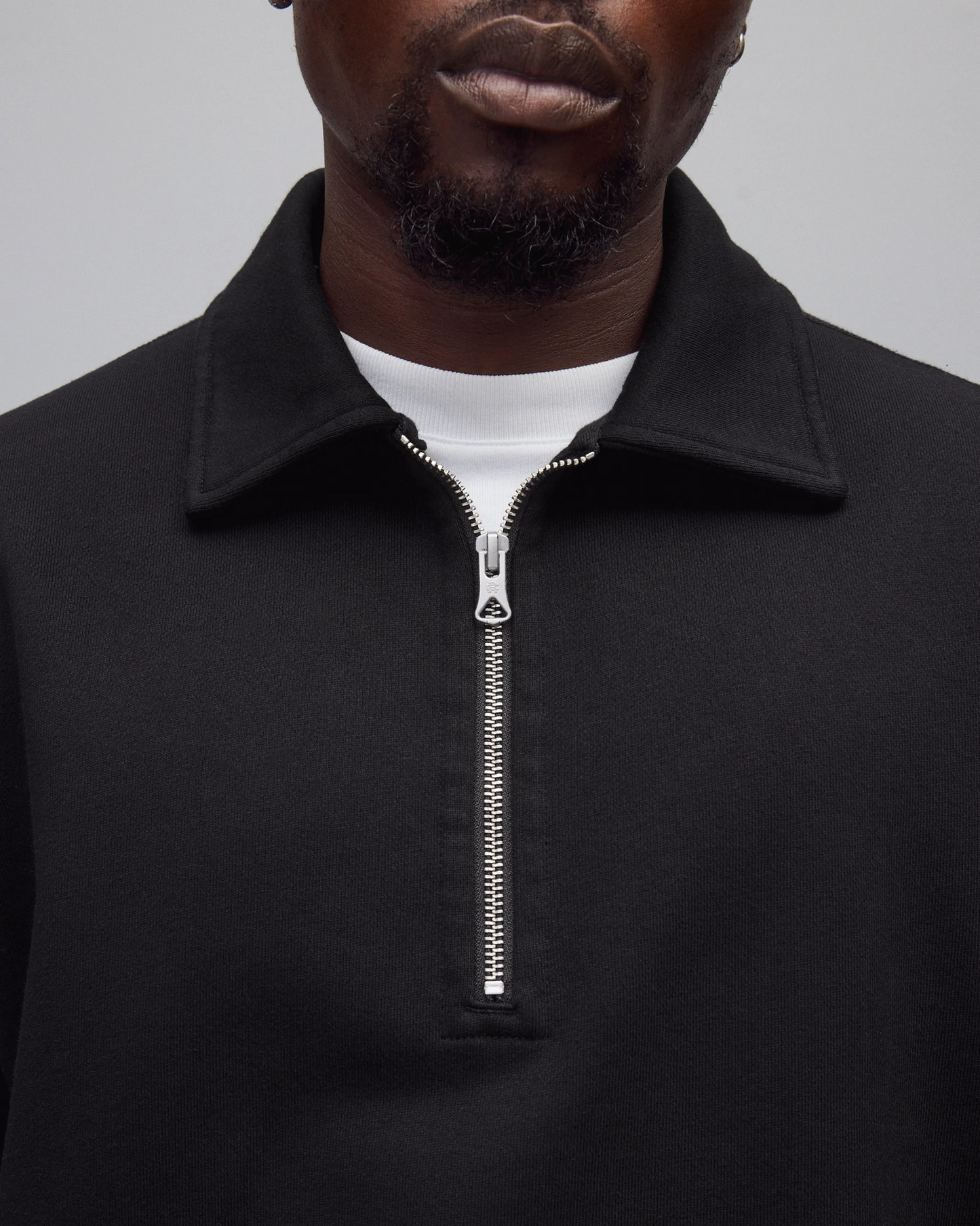 REIGNING CHAMP - BRUSHED FLEECE RELAXED HALF ZIP SWEATSHIRT