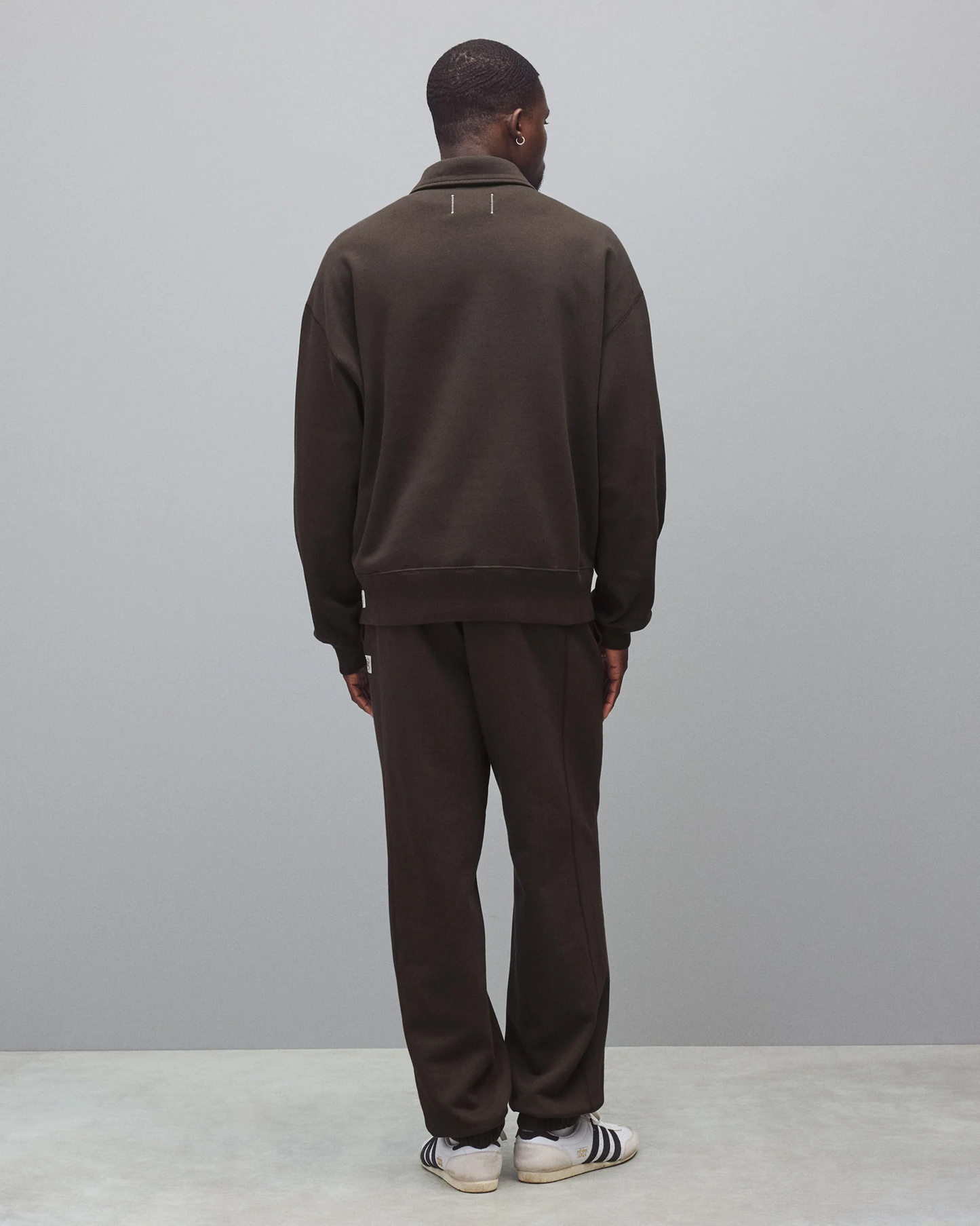 REIGNING CHAMP - BRUSHED FLEECE RELAXED HALF ZIP SWEATSHIRT