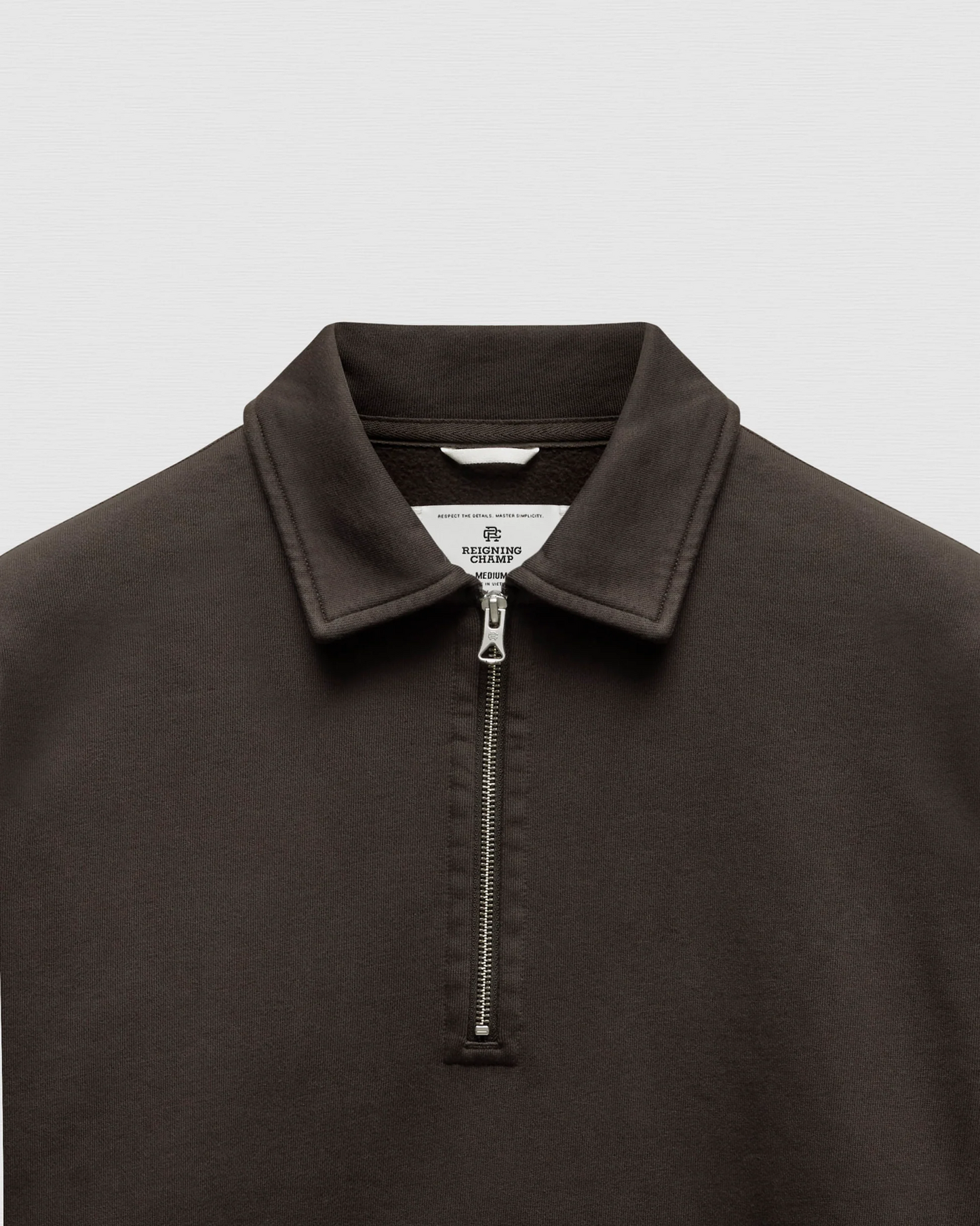 REIGNING CHAMP - BRUSHED FLEECE RELAXED HALF ZIP SWEATSHIRT