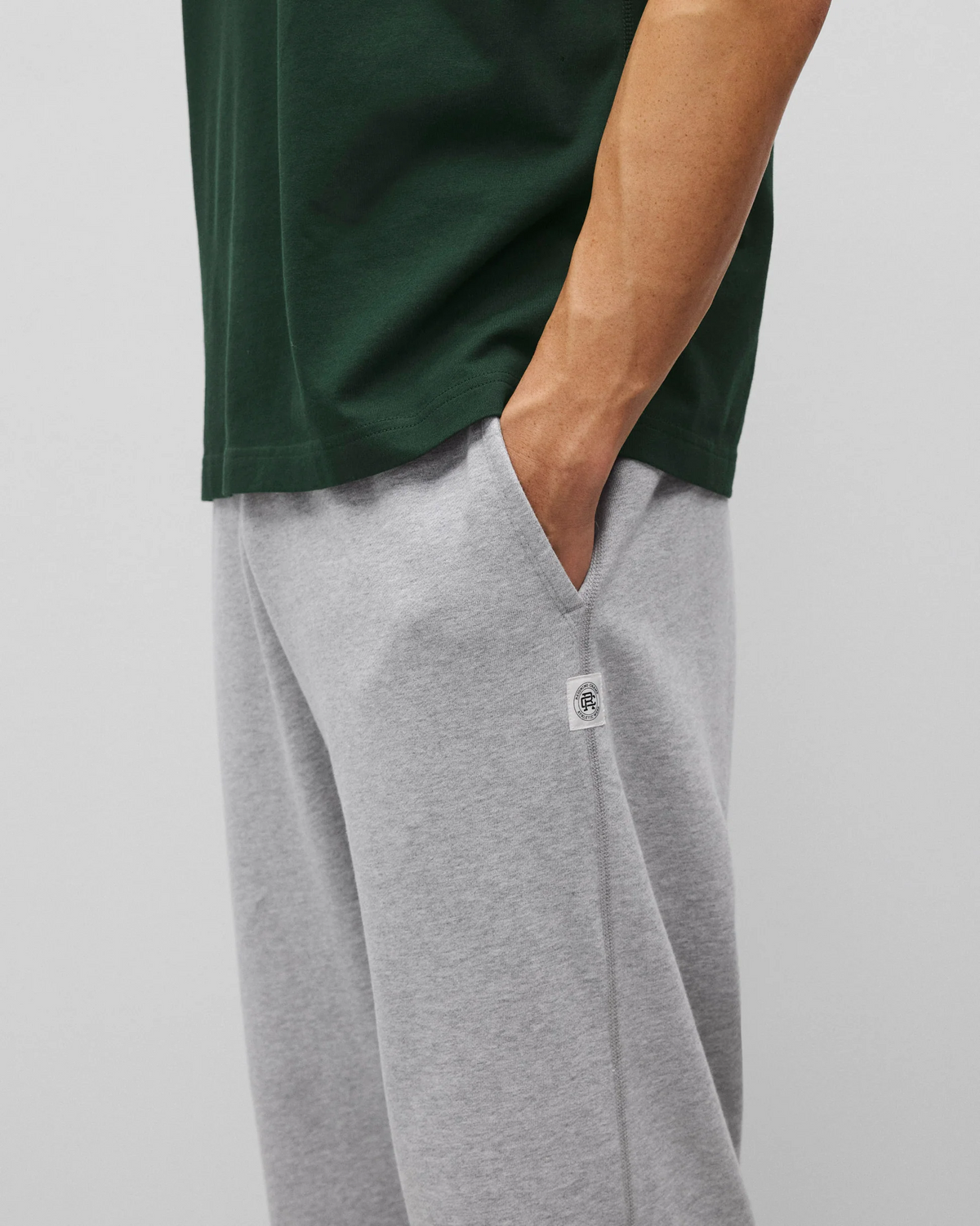 REIGNING CHAMP - MIDWEIGHT TERRY RELAXED SWEATPANT