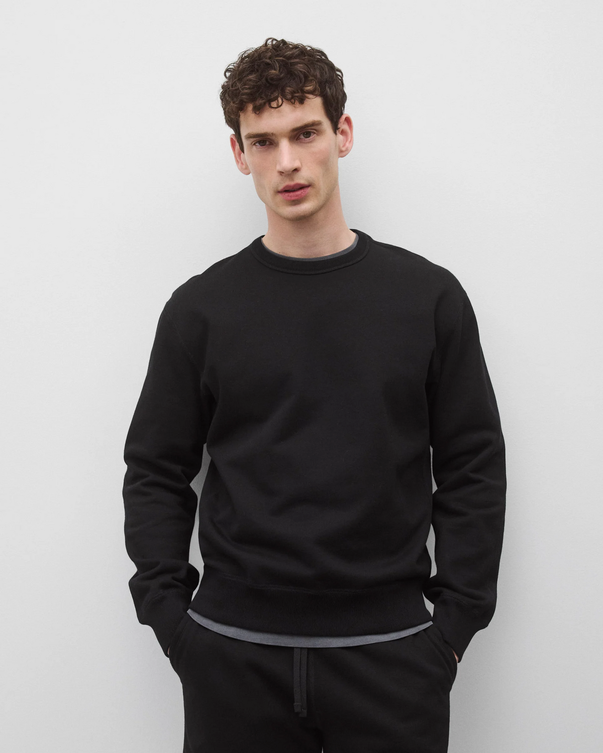 REIGNING CHAMP - MIDWEIGHT TERRY STANDARD CREWNECK