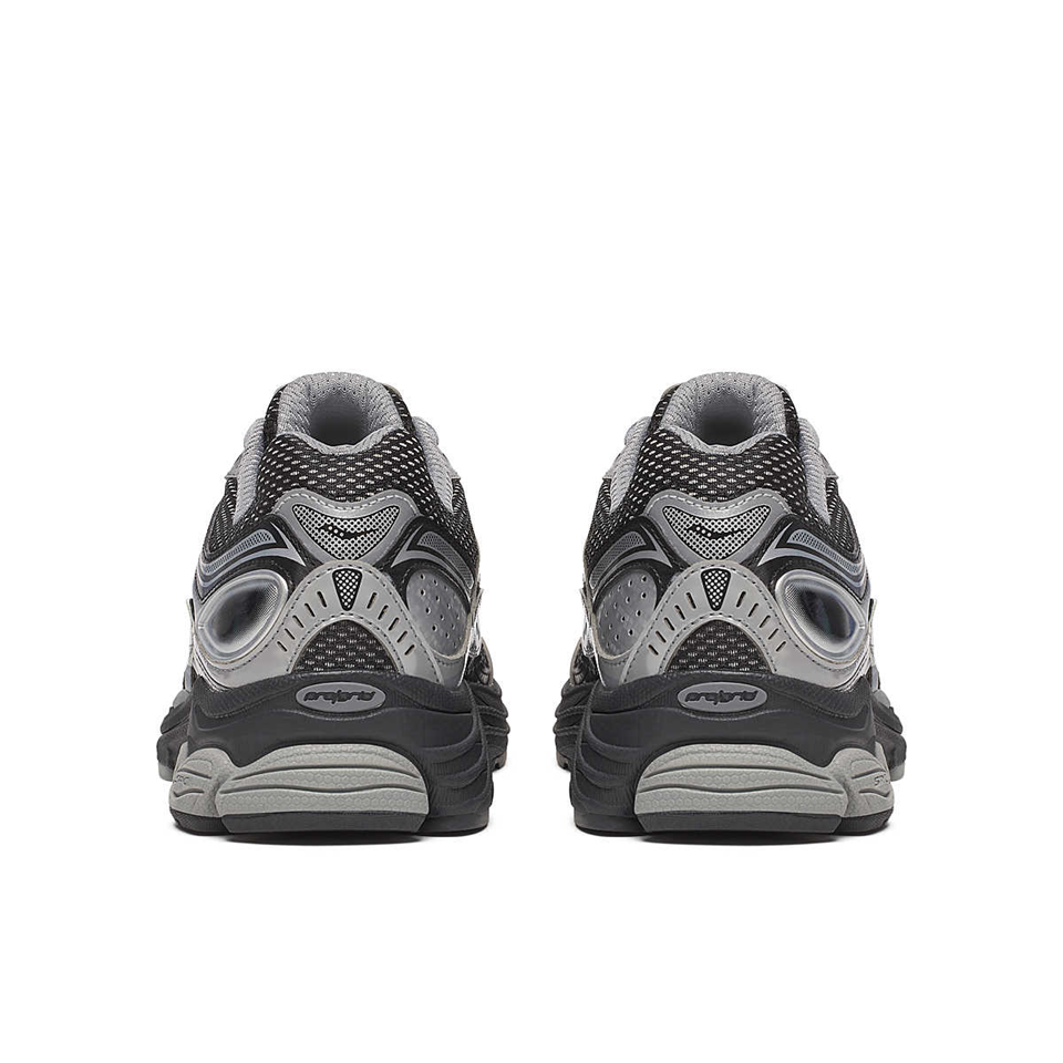 SAUCONY - PROGRID OMNI 9