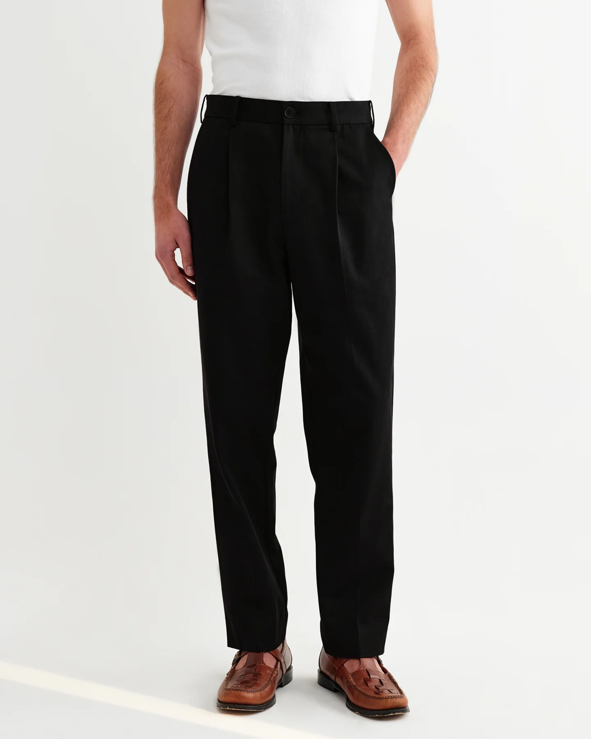 WAX LONDON - AUBYN - BLACK COTTON TENCEL TWILL RELAXED FIT TROUSERS