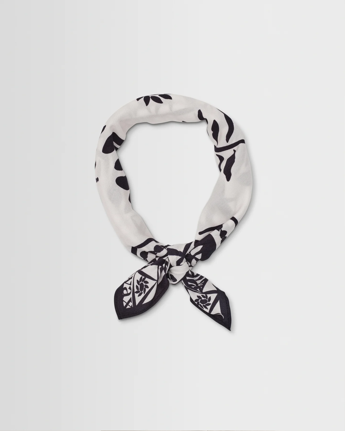 WAX LONDON - SLOANE - NAVY AND ECRU PAINTED FLOWER NECK SCARF